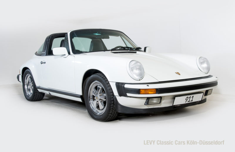 Porsche 911 Targa 61307_37