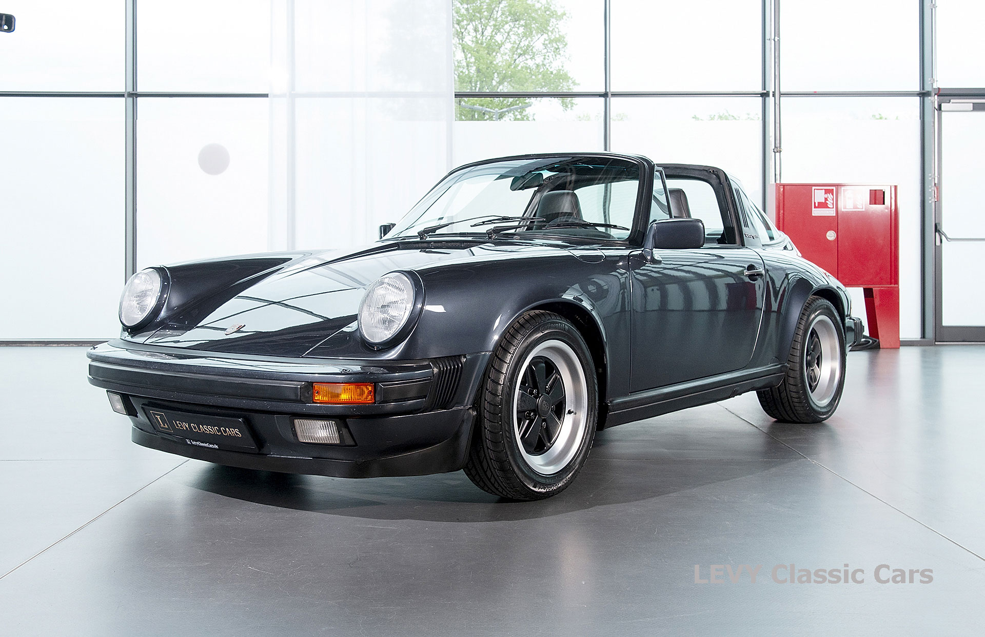 Porsche 911 Targa blau 61547 58