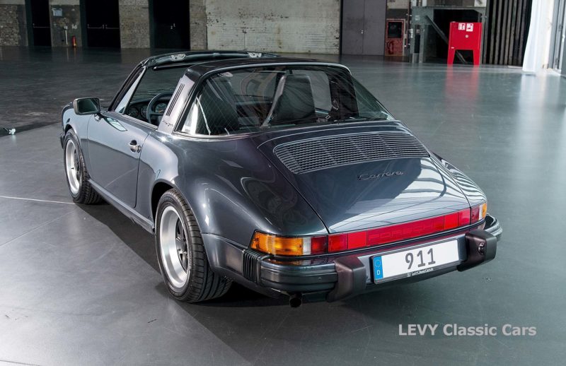 Porsche 911 Targa blau 61547 74