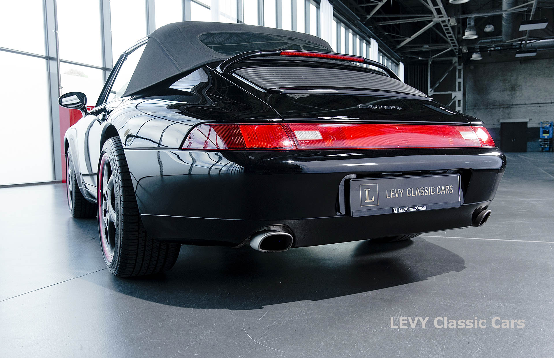 heller Porsche 993 schwarz 42065 014