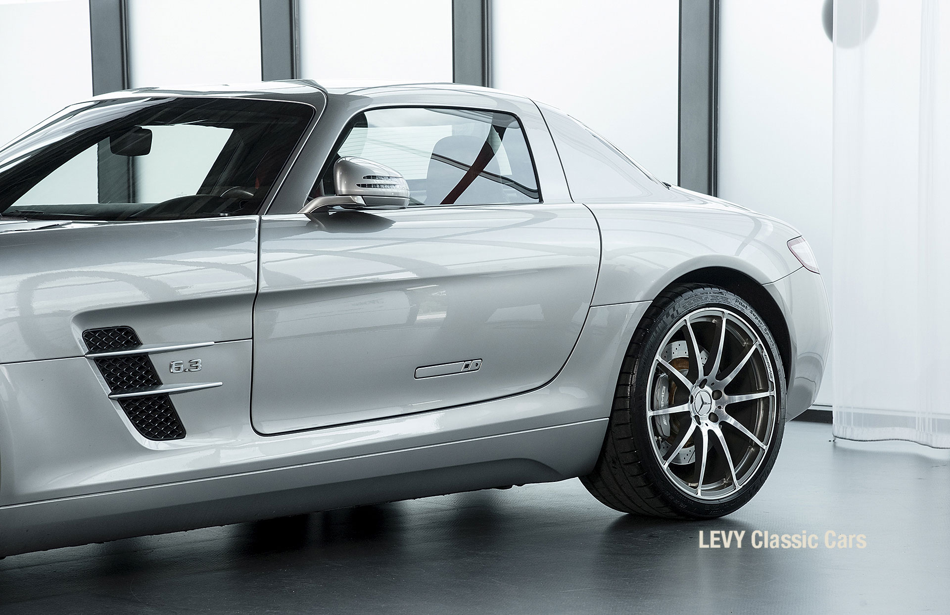 MB SLS AMG 6,3 Coupe 05633 091