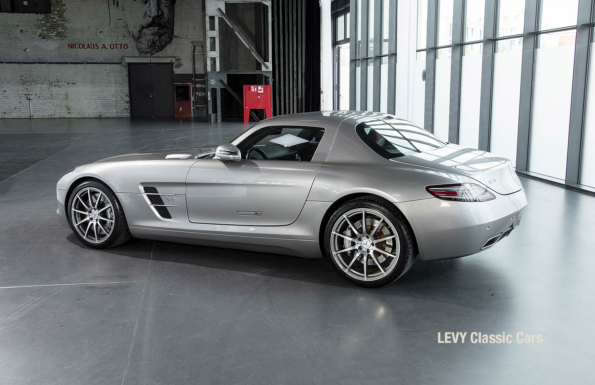 MB SLS AMG 6,3 Coupe 05633 106